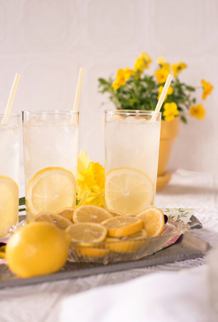 20 health benefits of lemon water in summer